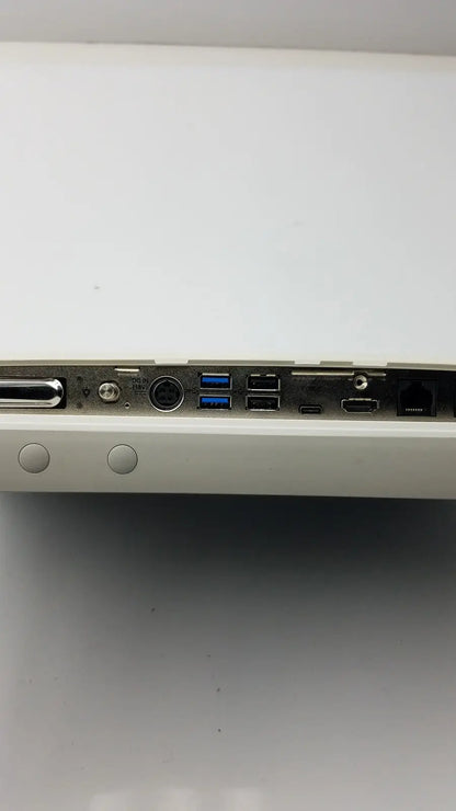 Advantech POC-615-11 LCD Display Computer - Medical Panel PC
