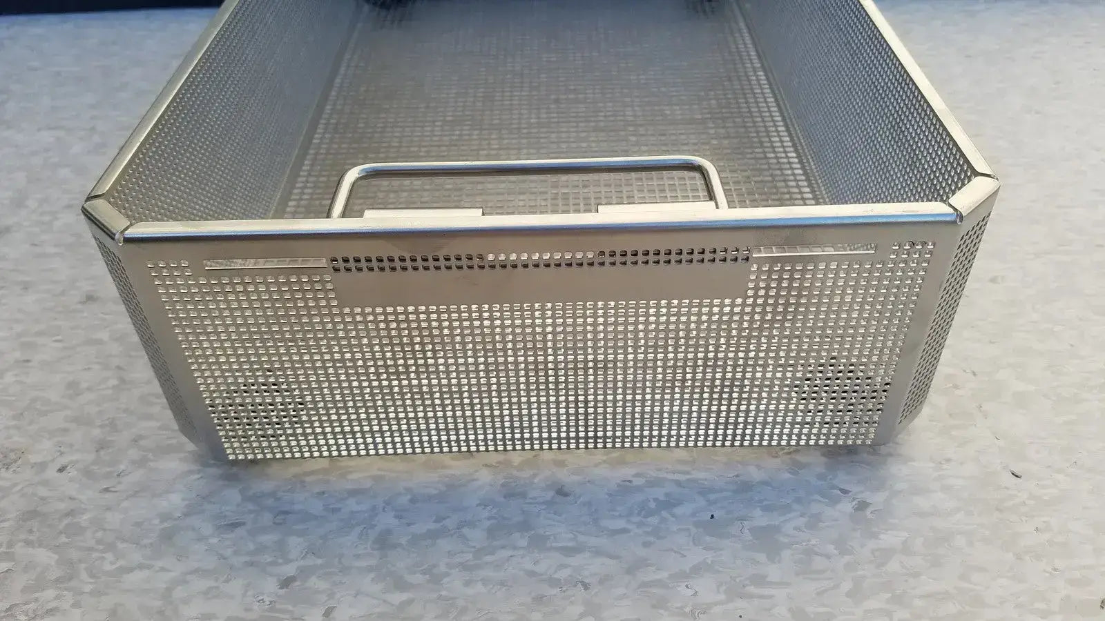 Aesculap JF254R Sterilization Case Tray