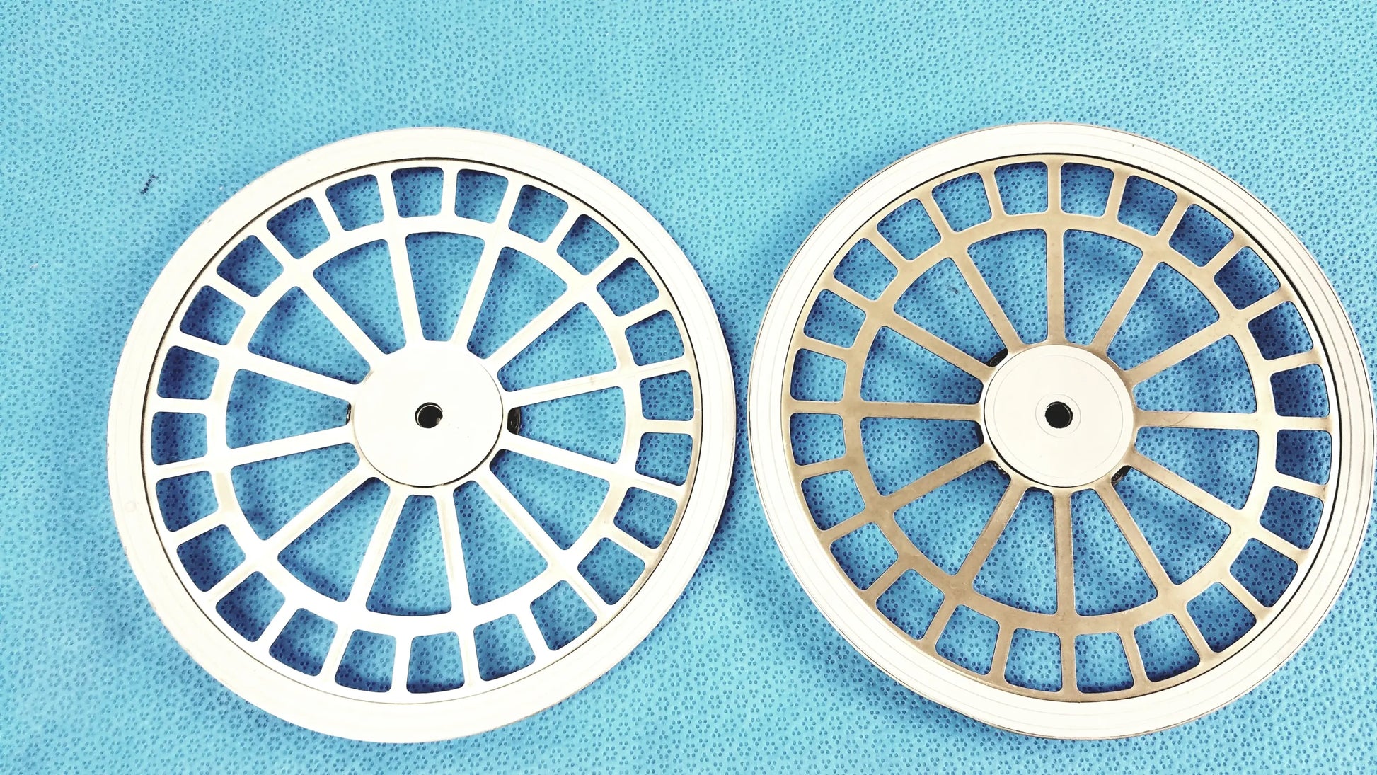 Aesculap TE673 DBGM Paper Filter Retention Plates