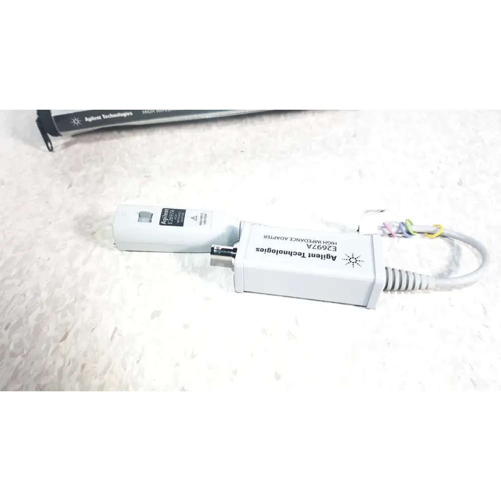 Agilent Technologies E2697A High Impedance Adapter with Papers - Oscilloscope