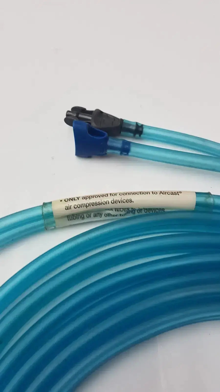 Blue translucent aiircast air comprressor air comprressor hose with black and blue connector for compression devices