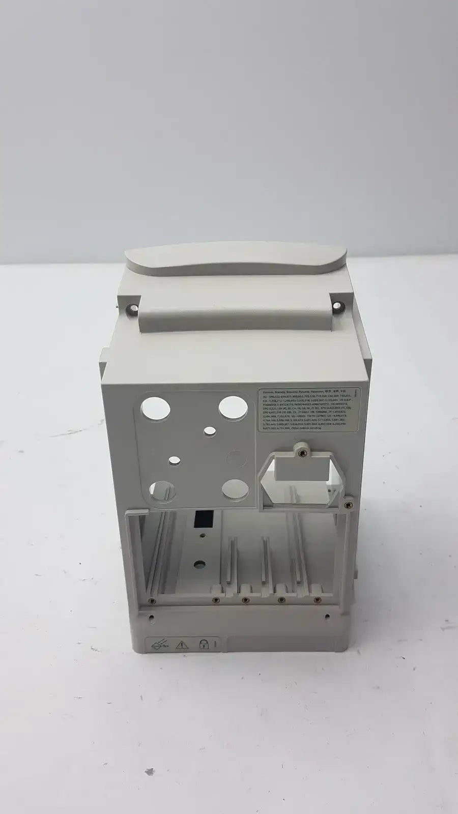 Alaris PC Model 8015 Monitor Body - Infusion Pump Part