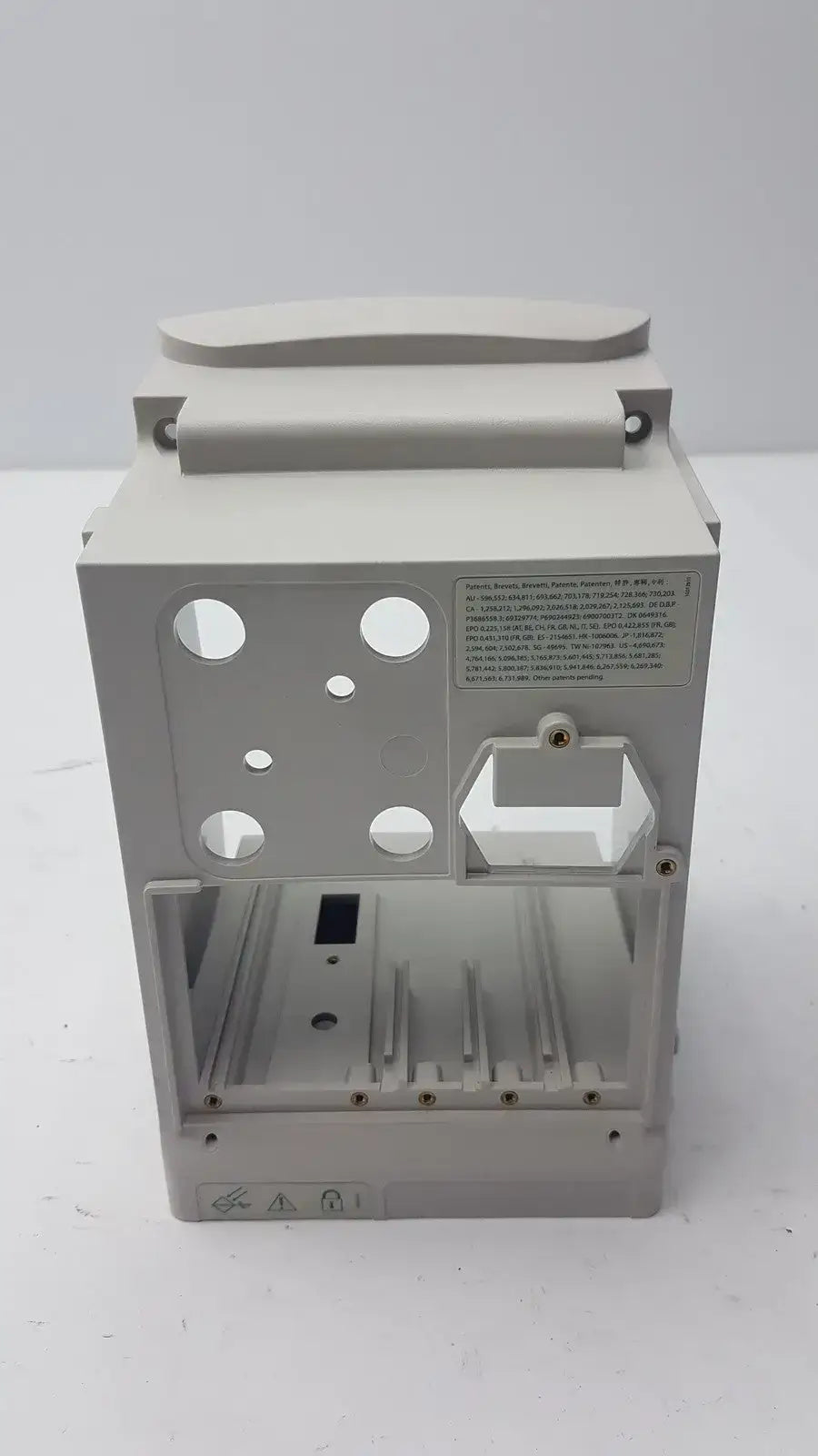Alaris PC Model 8015 Monitor Body - Infusion Pump Part