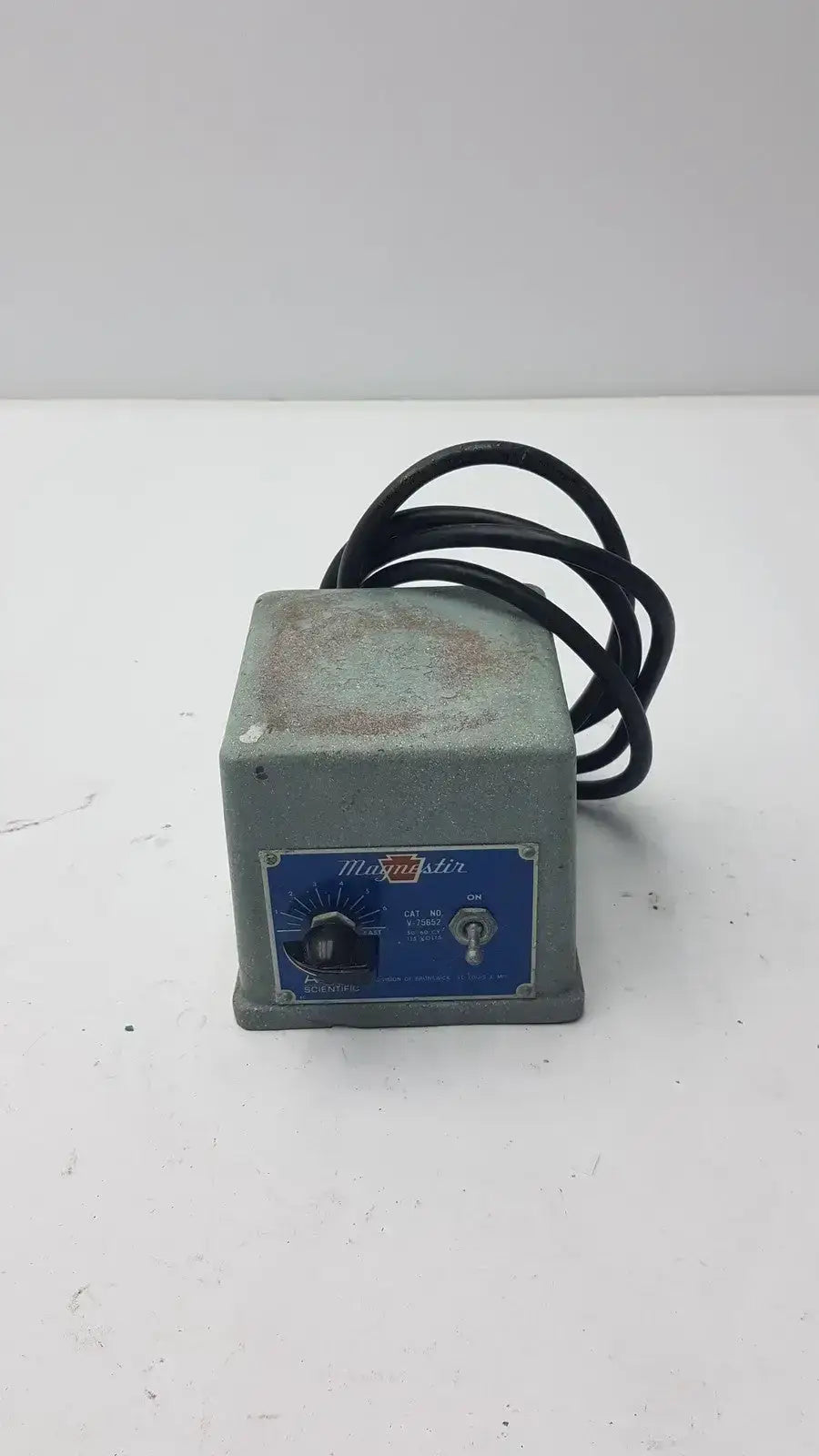 Aloe Scientific Magnestir Cat No V-75652 115 Votls - Magnetic Stirrer