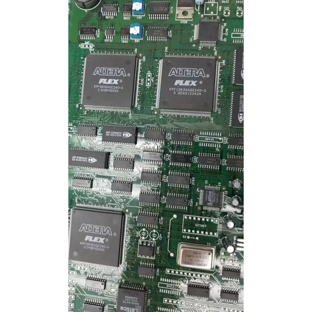 Altera Flex EPF10K30AQC240-3 Processor Microchip Control Board