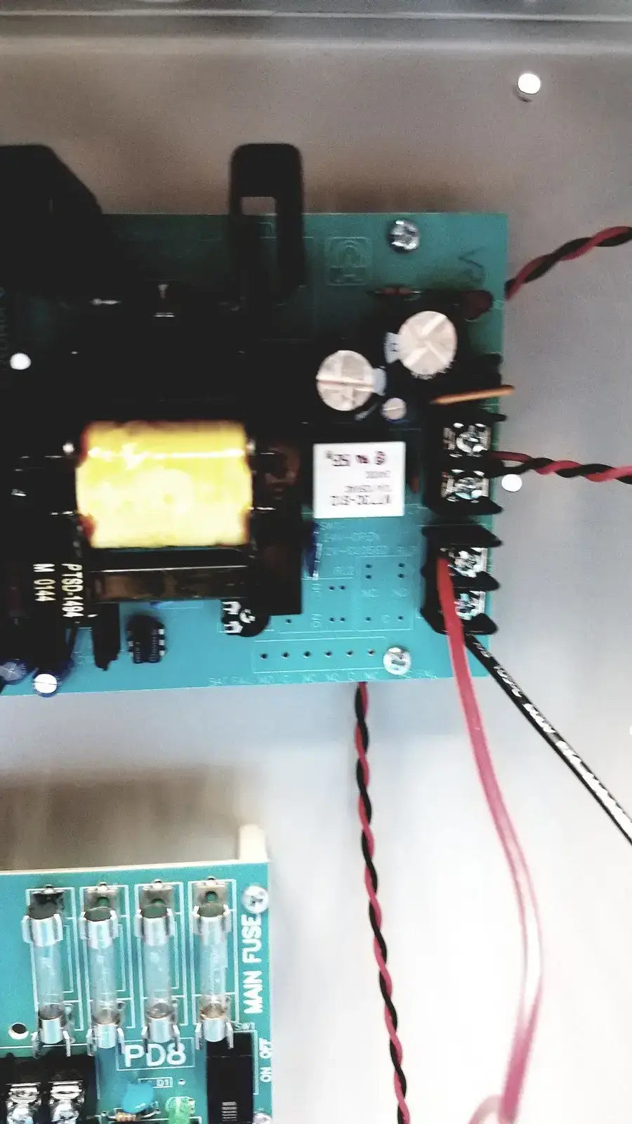 Altronix SMP7-CTX High Current Power Supply / Charger 12VDC/24VDC-No key