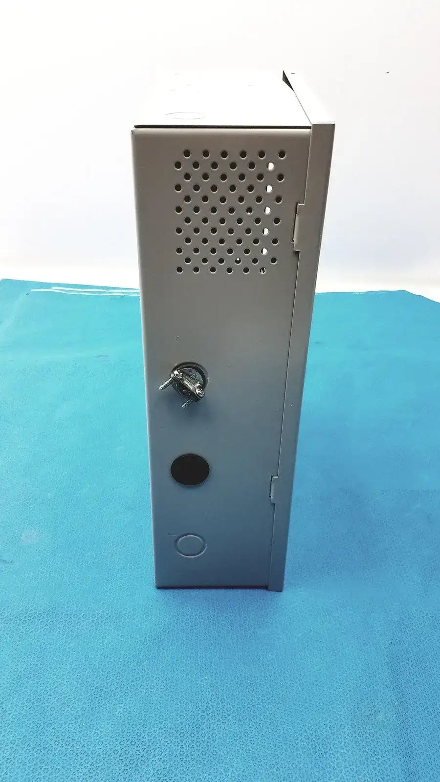 Altronix SMP7-CTX High Current Power Supply / Charger 12VDC/24VDC-No key