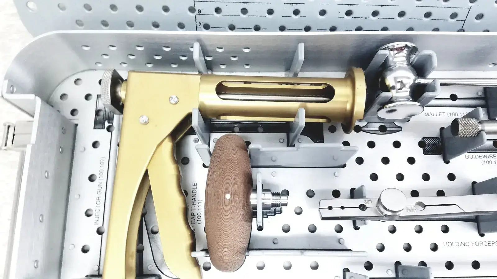 American OsteoMedix Sterilization Case 100.200M