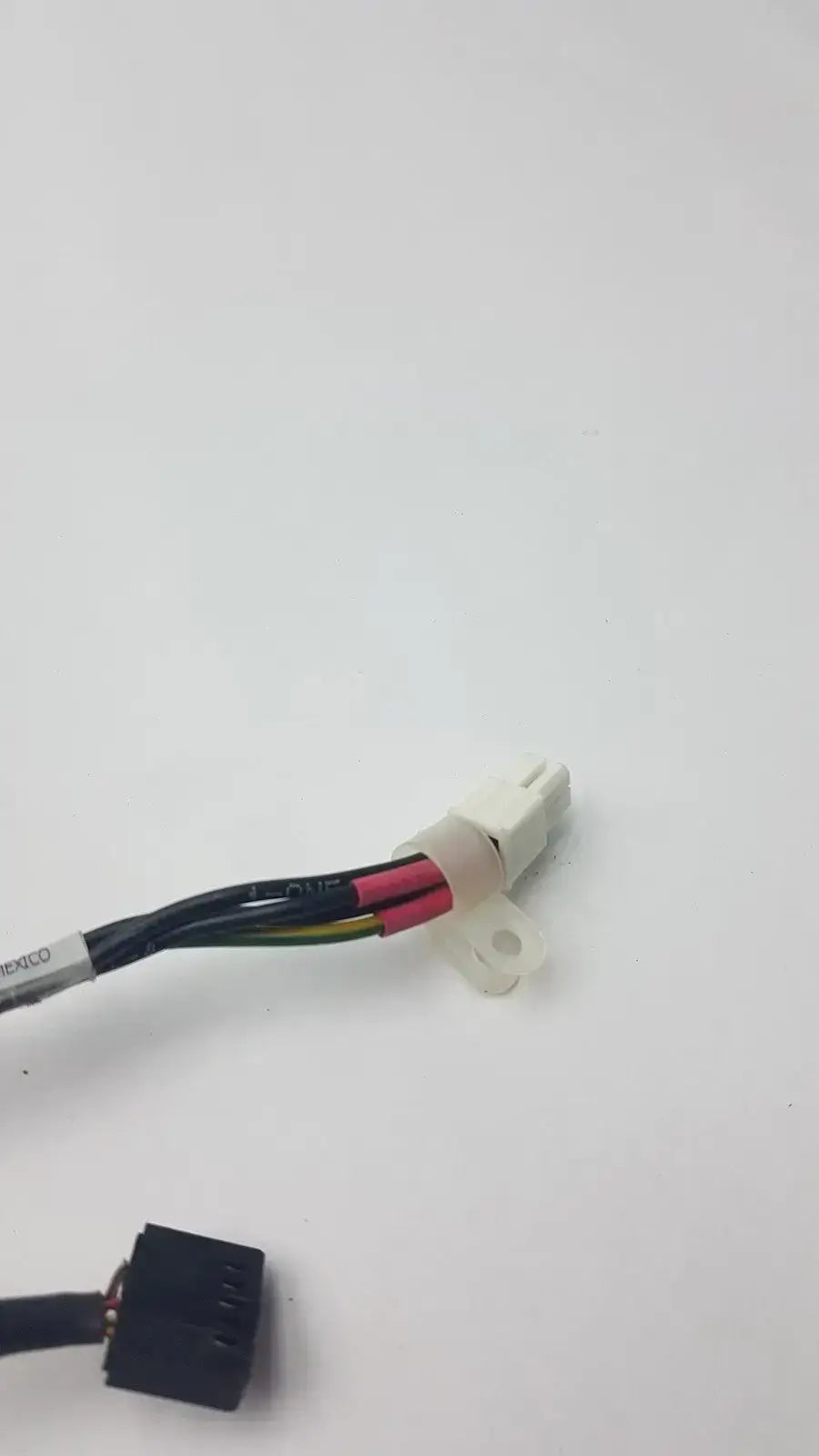 AMP SRD 08-027 Cable With Leadwire - Medical Equipment