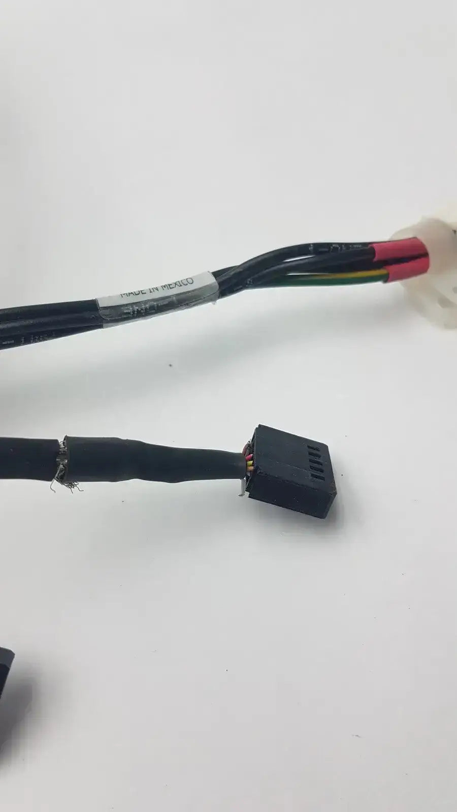 AMP SRD 08-027 Cable With Leadwire - Medical Equipment