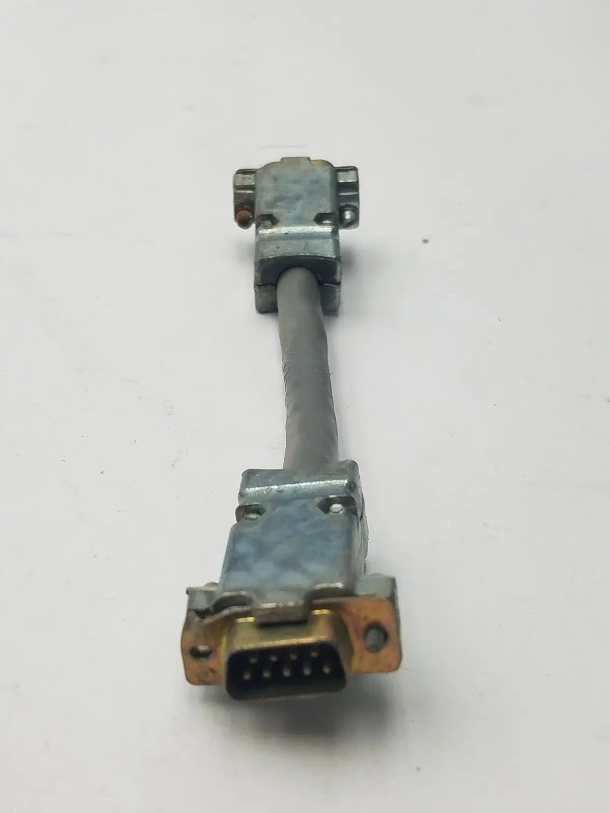 Amphenol 9-pin Male DB9 Connector Null Modem Cable - Serial Communication