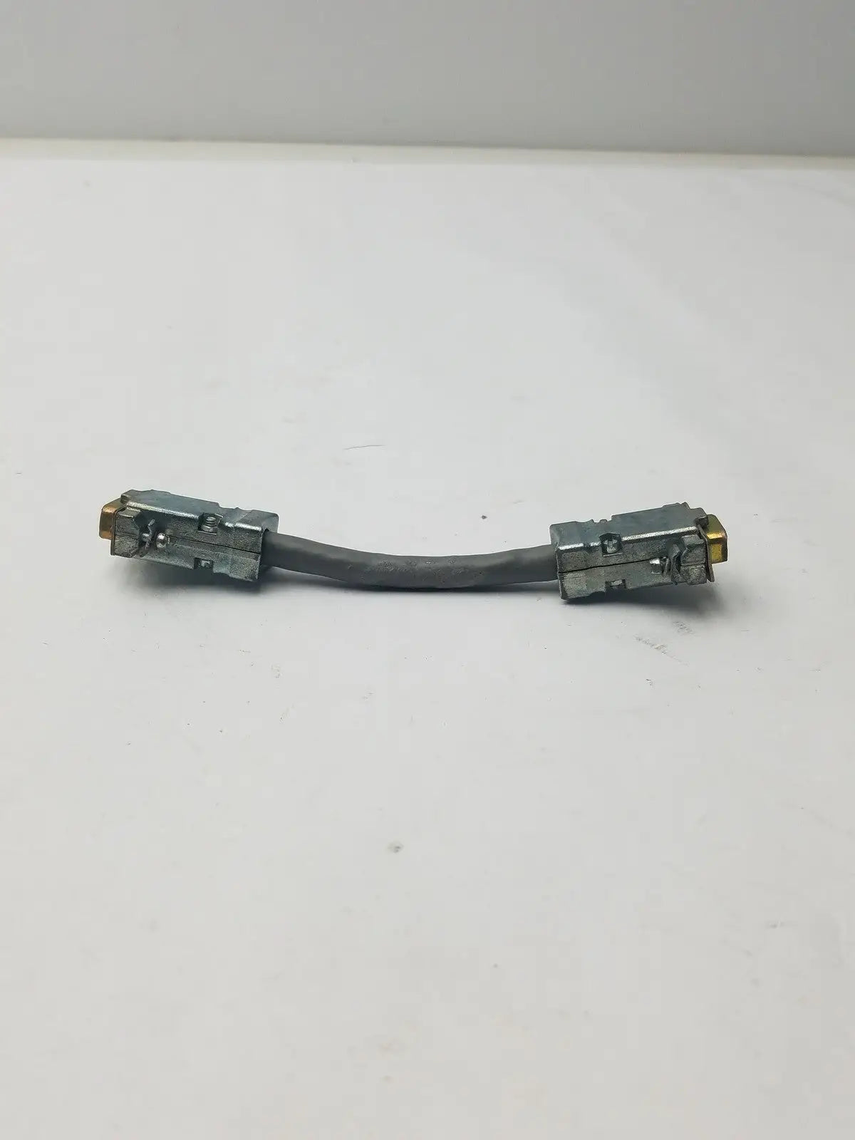Amphenol 9-pin Male DB9 Connector Null Modem Cable - Serial Communication