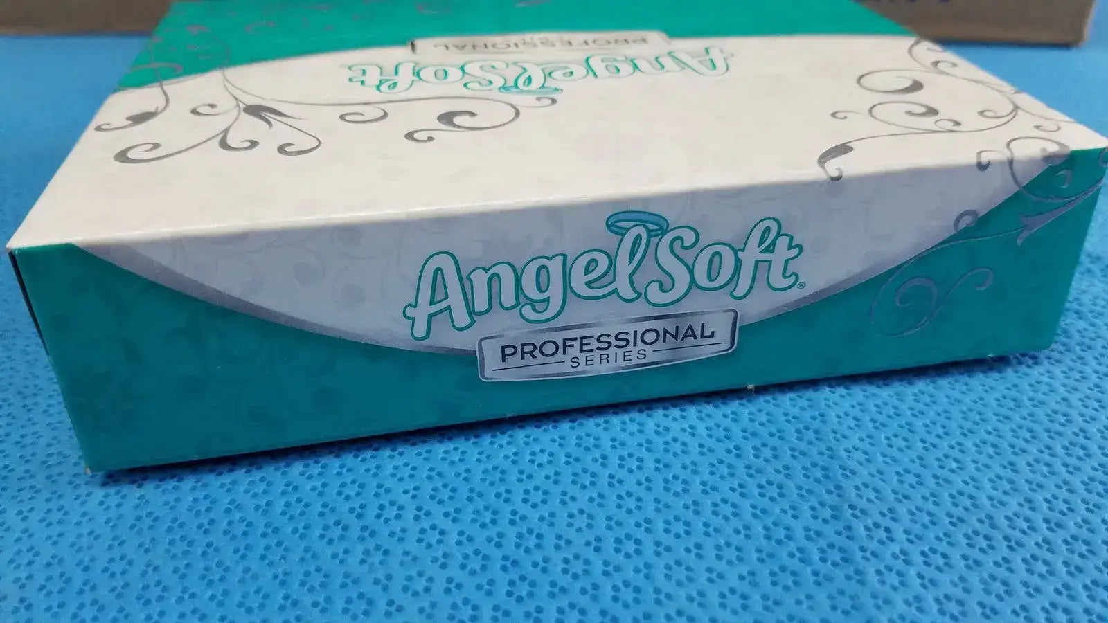 Angel Soft Professional Facial Tissue White 2-Ply - 40550