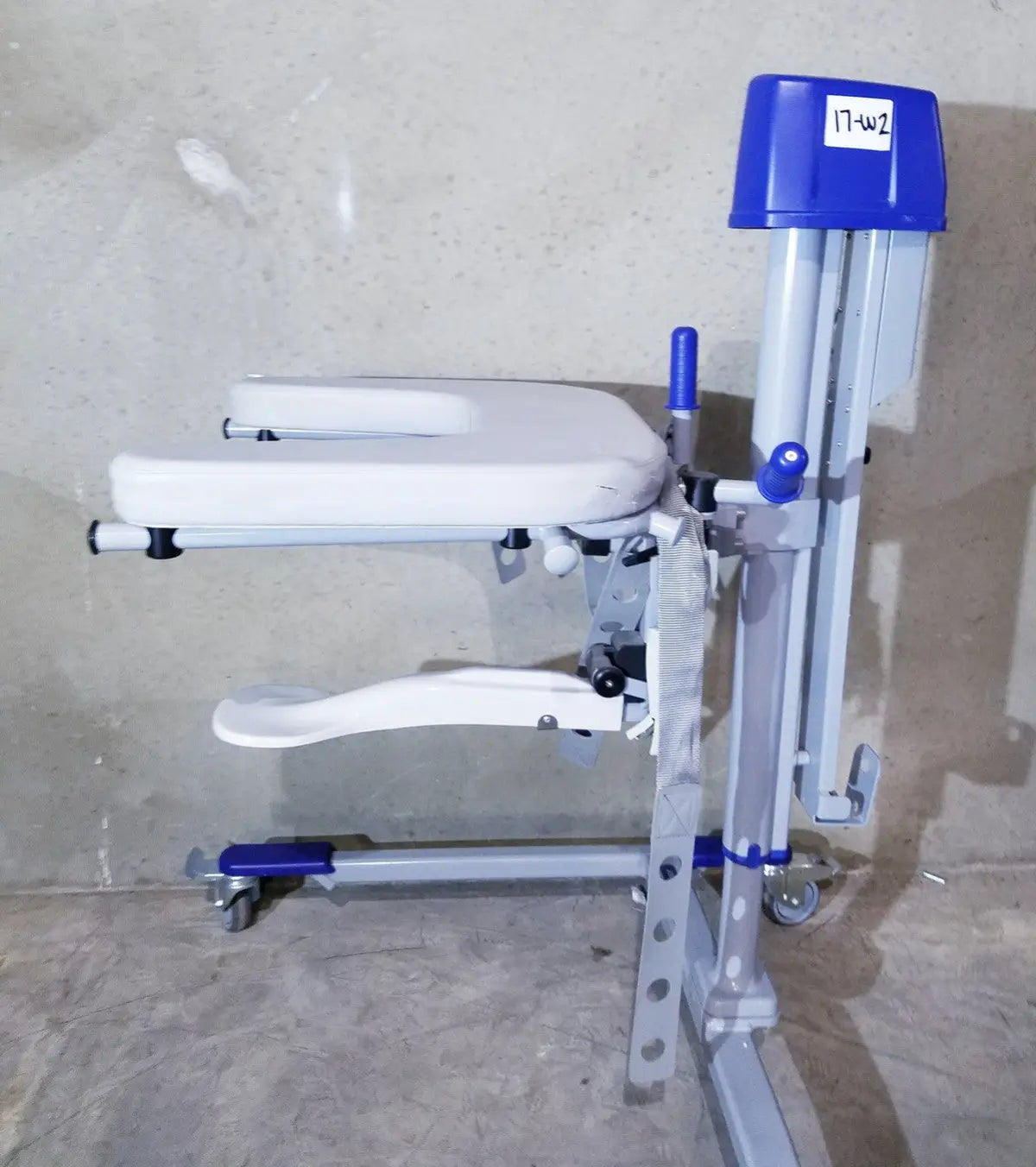 Arjo Huntleigh Power Electric Walker Lift Ambulatory Support - Untested - Patient