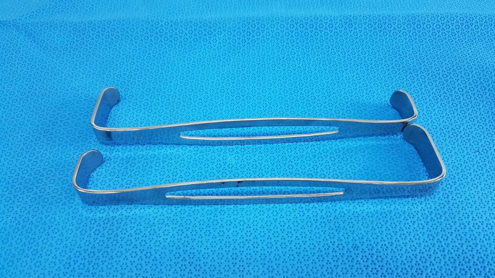 Army-Navy Retractor Set – Stainless Steel Surgical Instrument Set