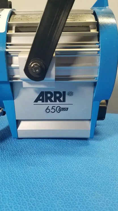 ARRI 650 Plus Tungsten Fresnel Light - 21567