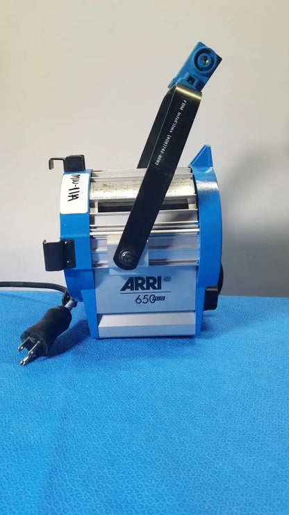 ARRI 650 Plus Tungsten Fresnel Light - 21567