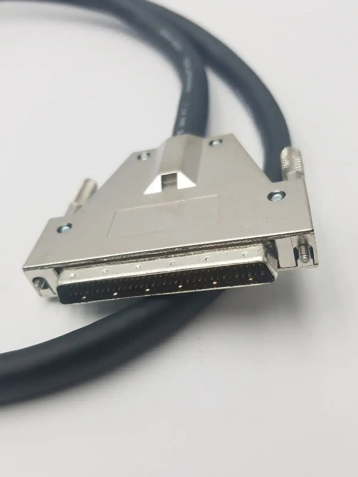 ATTO Amphenol 39/04 CBL-V68E Cable - VHDCI SCSI