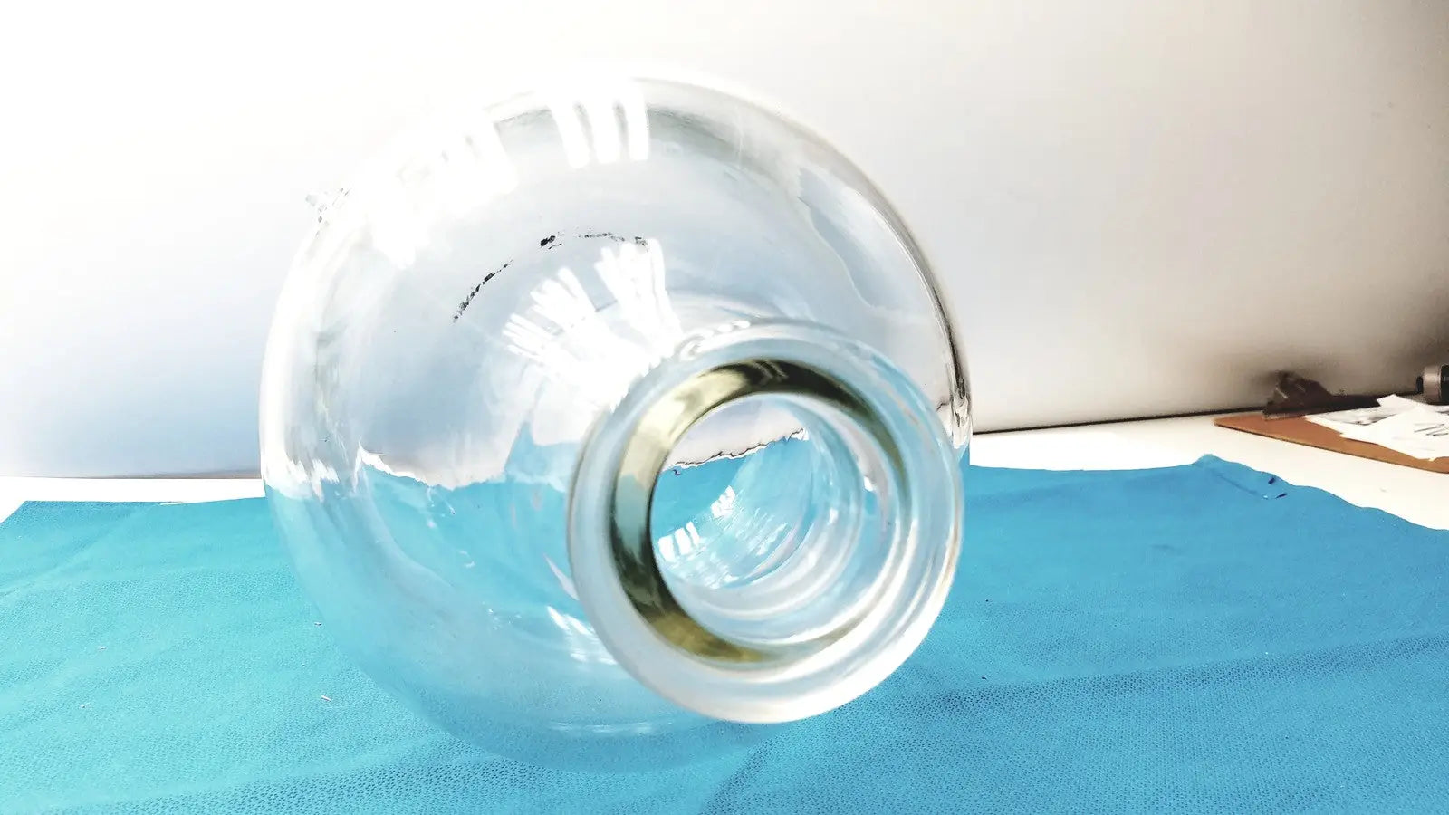 Autoclavable Glass Aspirator Bottle 2L (2000mL) with Side Tubulation - Laboratory