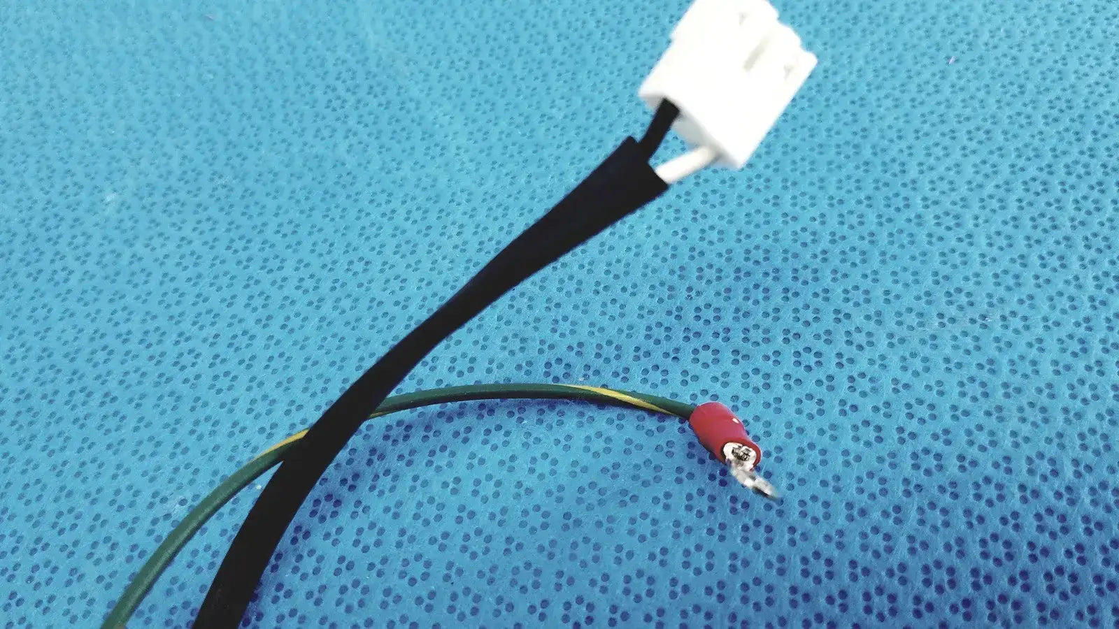 AV-H-000017 Power Inlet Cable with Mounting Bracket REV 1.00 - Assembly