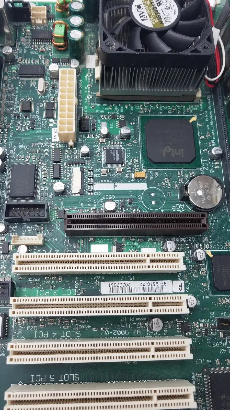 Axiomtek SBC 1000 With Intel 815 Chipset & MT16LSDT3264AG-12EE1 - Single Board Computer