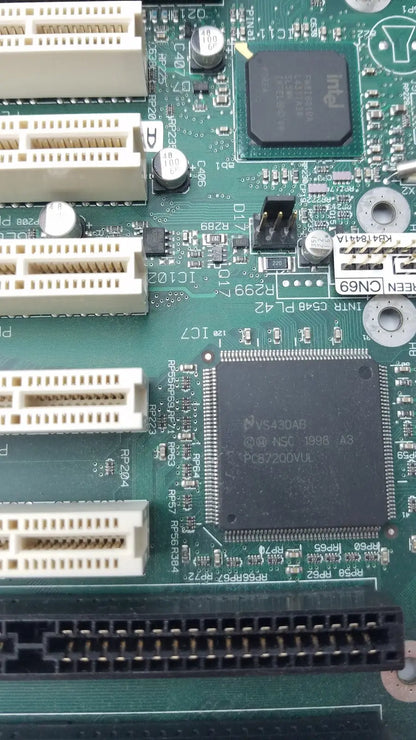 Axiomtek SBC 1000 With Intel 815 Chipset & MT16LSDT3264AG-12EE1 - Single Board Computer