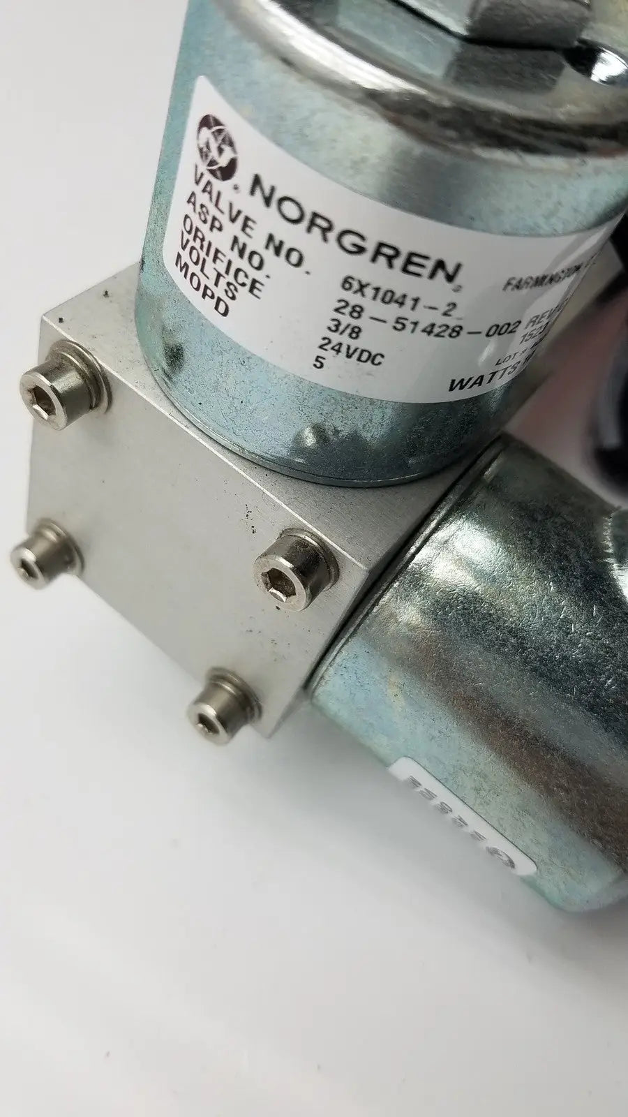 Baratron Pressure Transducer MKS 722A-25512 With Norgren Valve 6X1041-2