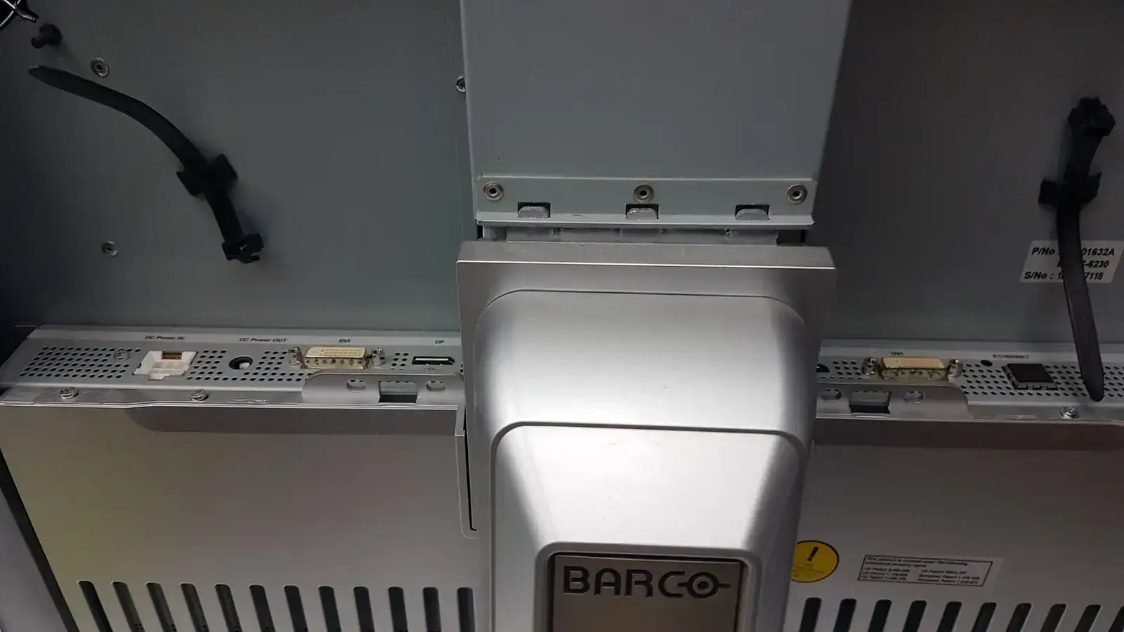 Barco MDCC-6230 6MP 30’’ Color LED General Radiology Display - Diagnostic Imaging