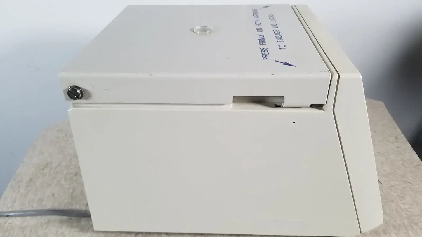 Baxter Heraeus Haemofuge Model 75003522 - Laboratory Centrifuge