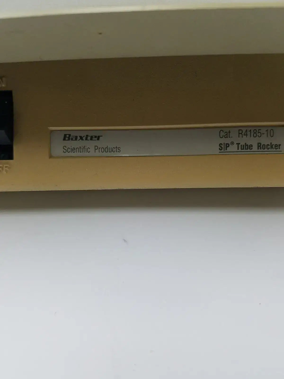 Baxter R4185-10 Laboratory Test Tube Rocker
