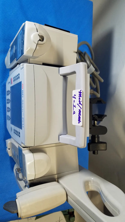 Beige bd alaris 8015 pc modular infusion pump with digital display medical equipment for reuse medical equipment use