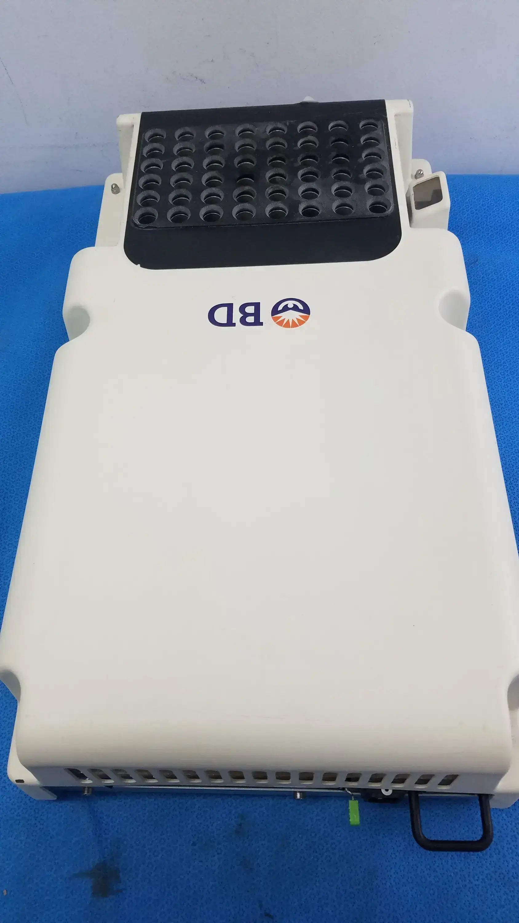 Becton Dickinson & Company BD Prewarm Heater Ref 442950