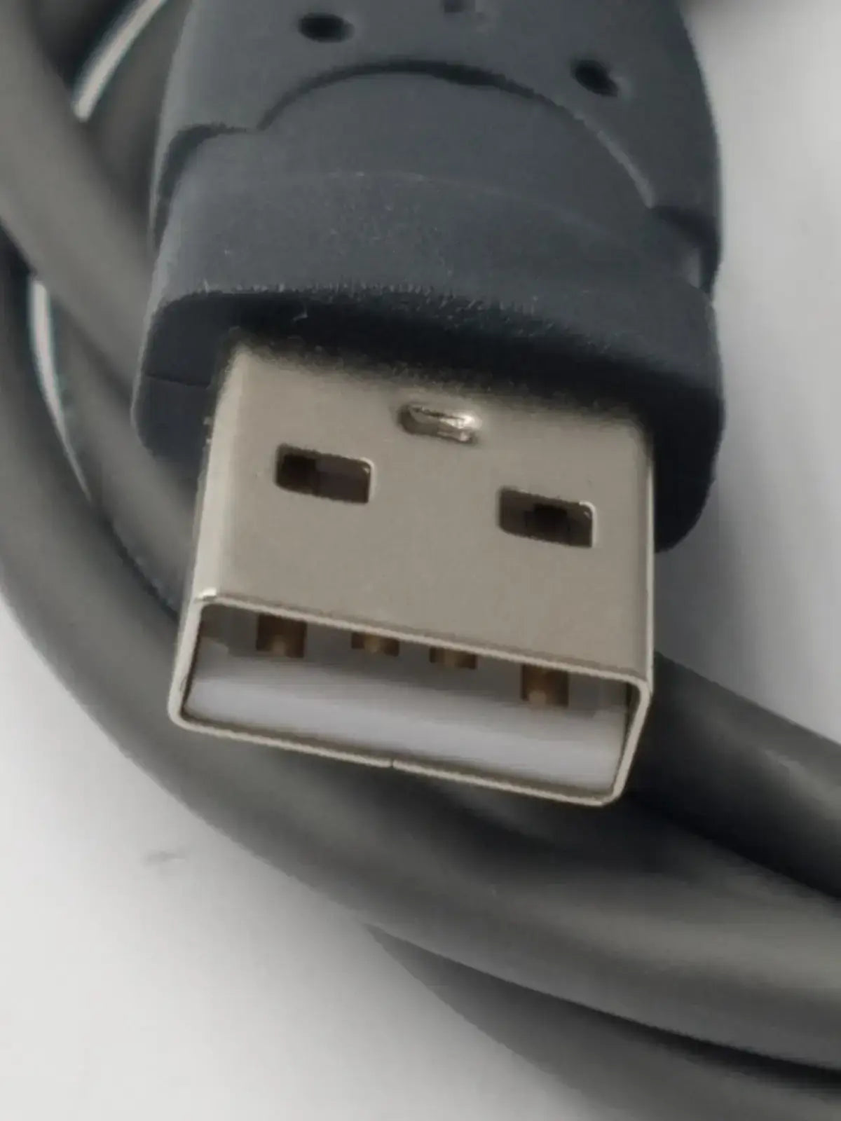Belkin Pro Series USB Cable For Optimum Data Transfer A/B 10 ft. E129760