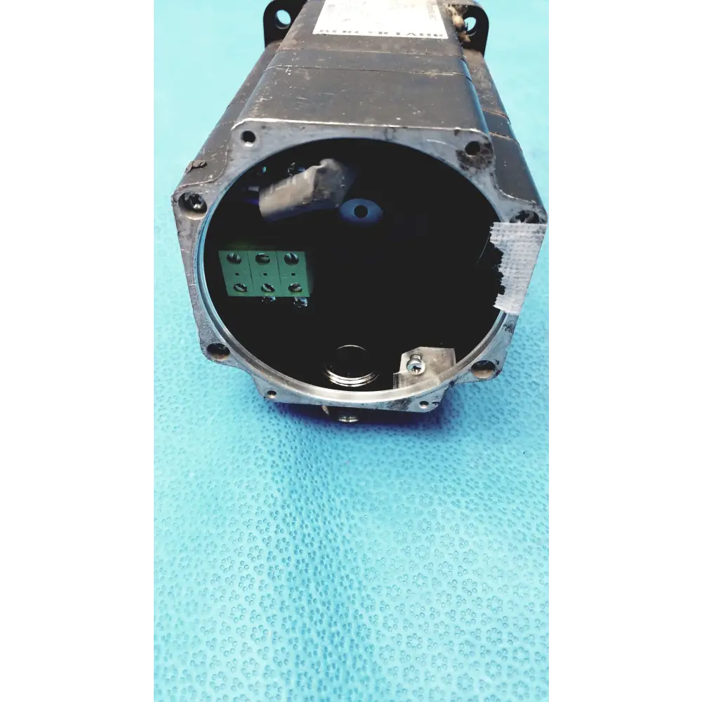 BERGER LAHR VRDM3910/50LNB00 AC Servo Motor 4Nm 92VAC IP56 Screw Shaft - servo motor