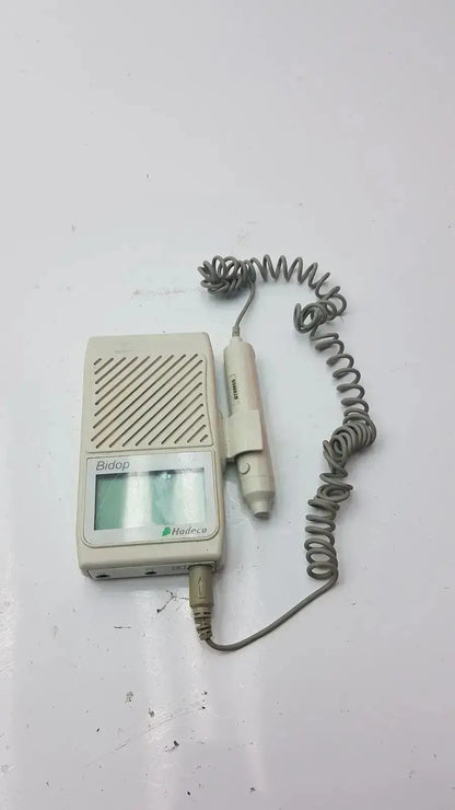 Beige bidop hadeco es-100v3 bi-directional vascular doppler handheld unit with coiled gray cable and matching probe