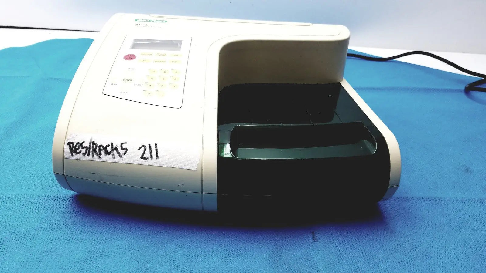 Bio-Rad iMark MicroPlate Absorbance Reader