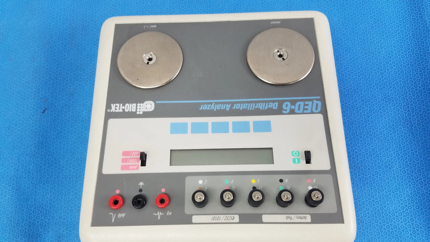 Bio-Tek QED-6 Defibrillator Analyzer