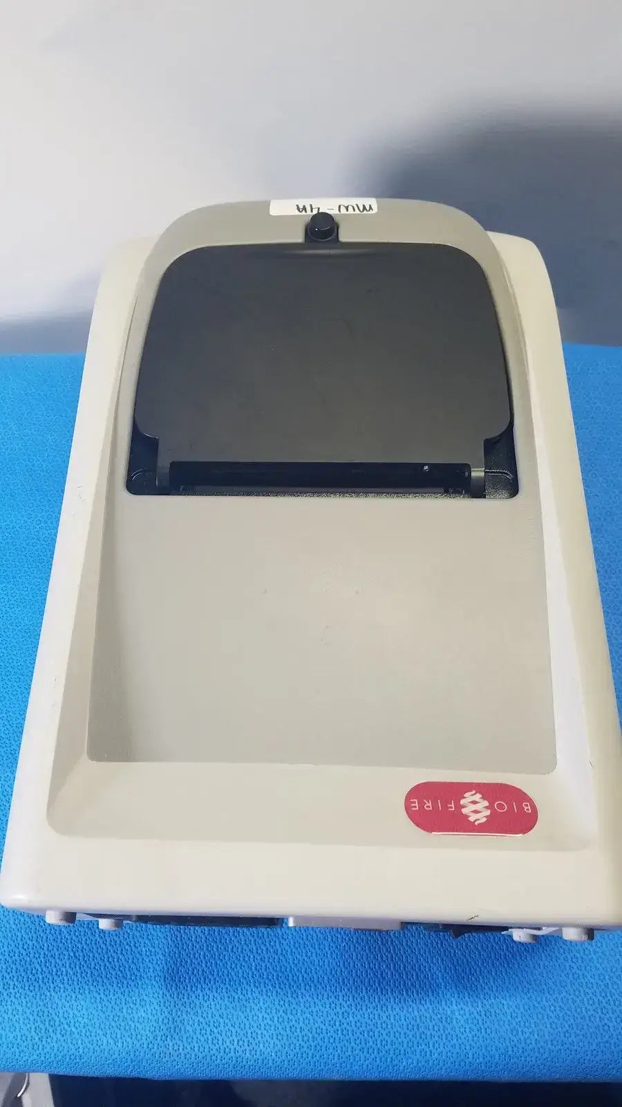 BioFire FilmArray 2.0 Instrument FLM2-ASY-0001 - Molecular Diagnostic