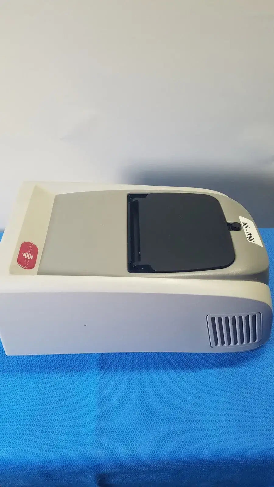 BioFire FilmArray 2.0 Instrument FLM2-ASY-0001 - Molecular Diagnostic