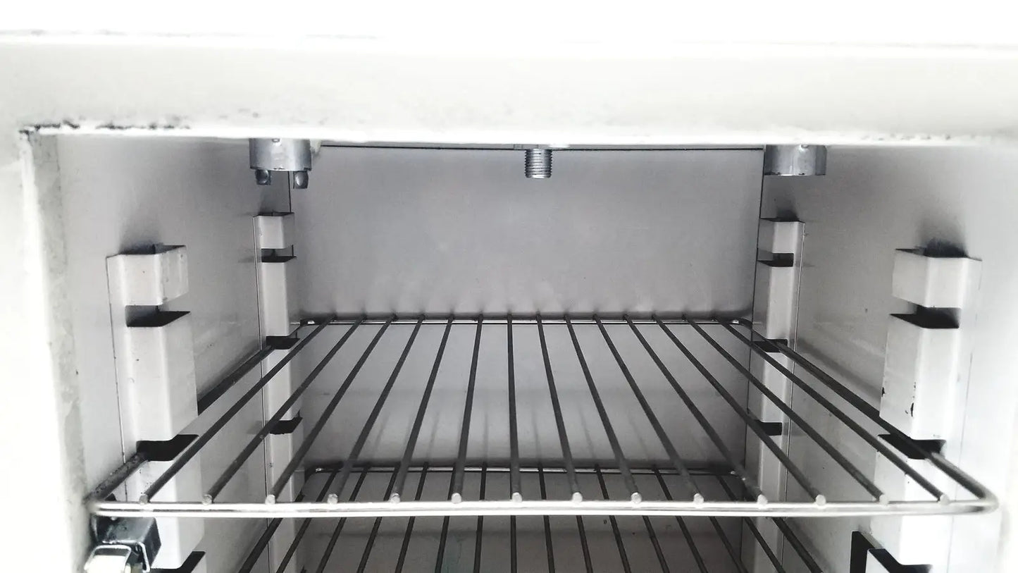 Blue M Electric Co. 100A Dry type Bacteriological Incubator Gravity Convection - Laboratory