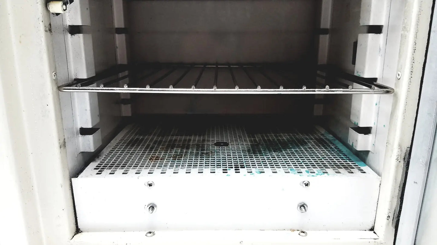 Blue M Electric Co. 100A Dry type Bacteriological Incubator Gravity Convection - Laboratory