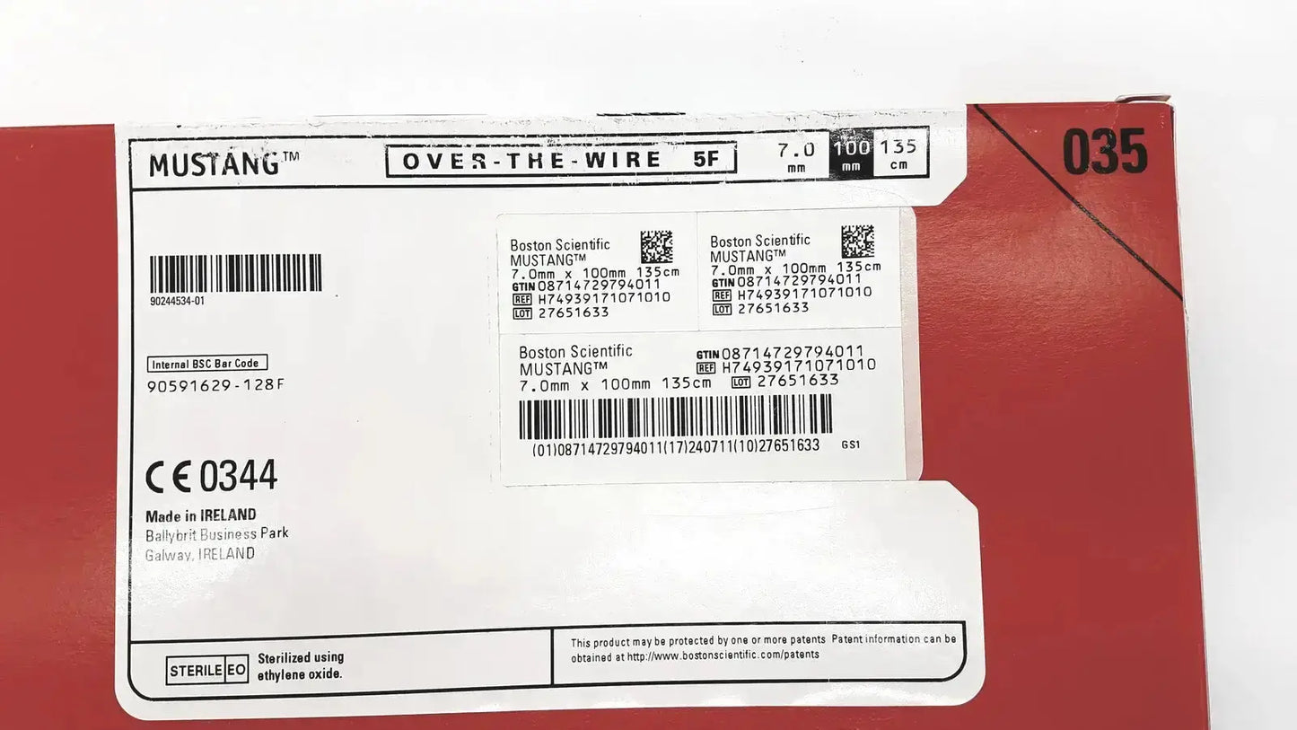 Red and white cardboard box for boston scientific mustang otw balloon 7f 12mm x 60mm 135cm medical device