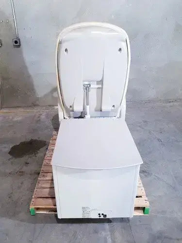 Brewer Access High/Low Model 6501 Power Exam Table with Stirrups And Foot Pedal