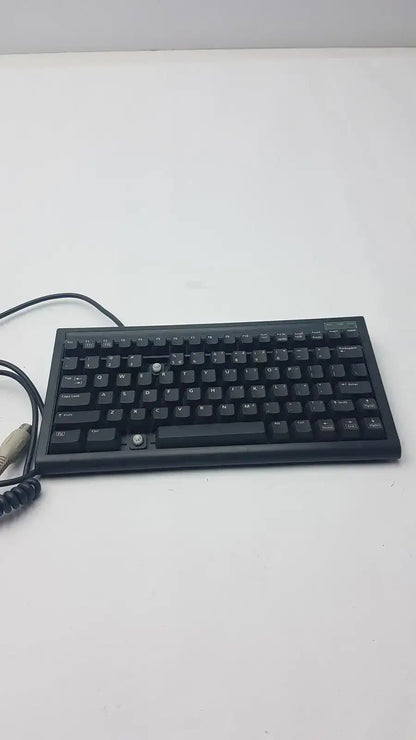 BTC FCC ID E5X5R5BTC-5100C Keyboard