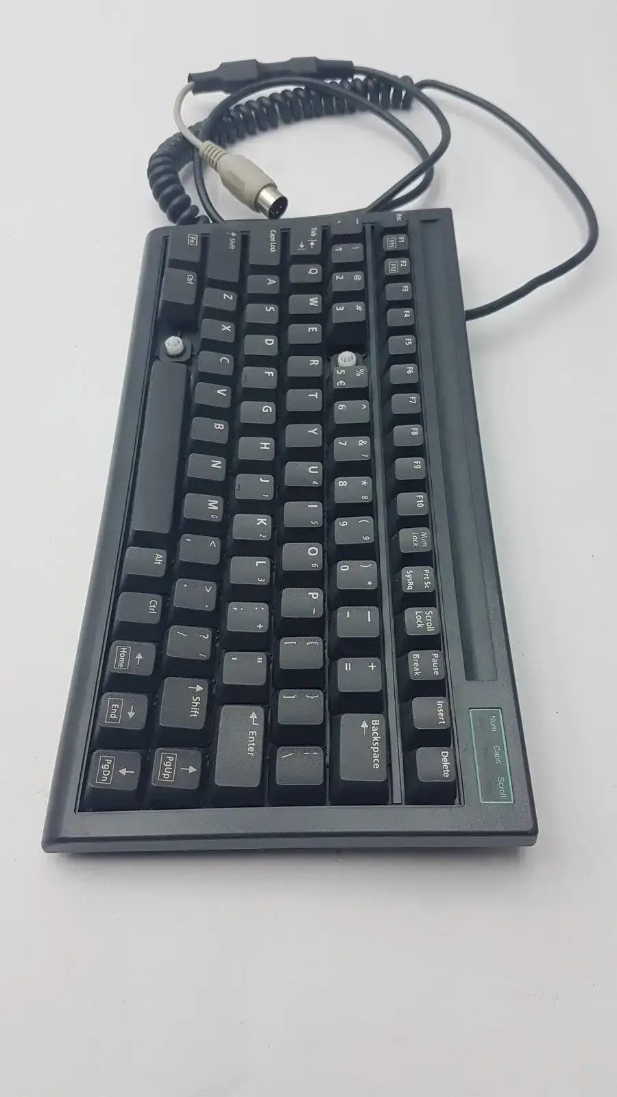 BTC FCC ID E5X5R5BTC-5100C Keyboard