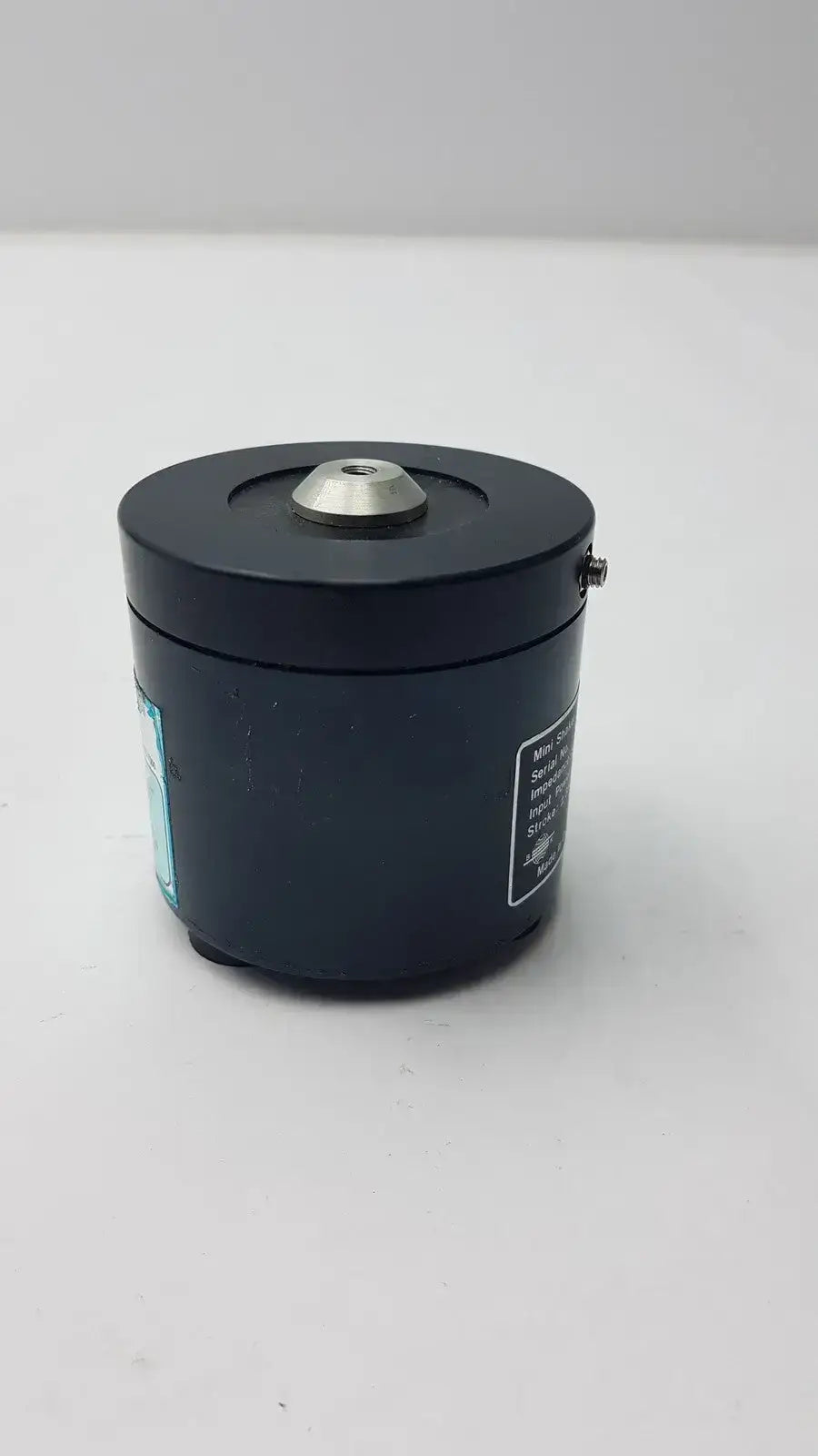 Burj & Kjaer Mini Shaker Type 4810 Serial # 13267115 - Laboratory