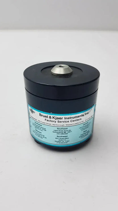 Burj & Kjaer Mini Shaker Type 4810 Serial # 13267115 - Laboratory