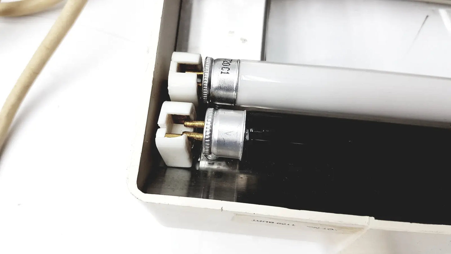 Burton Luxo Medical Products Ultraviolet UV Light
