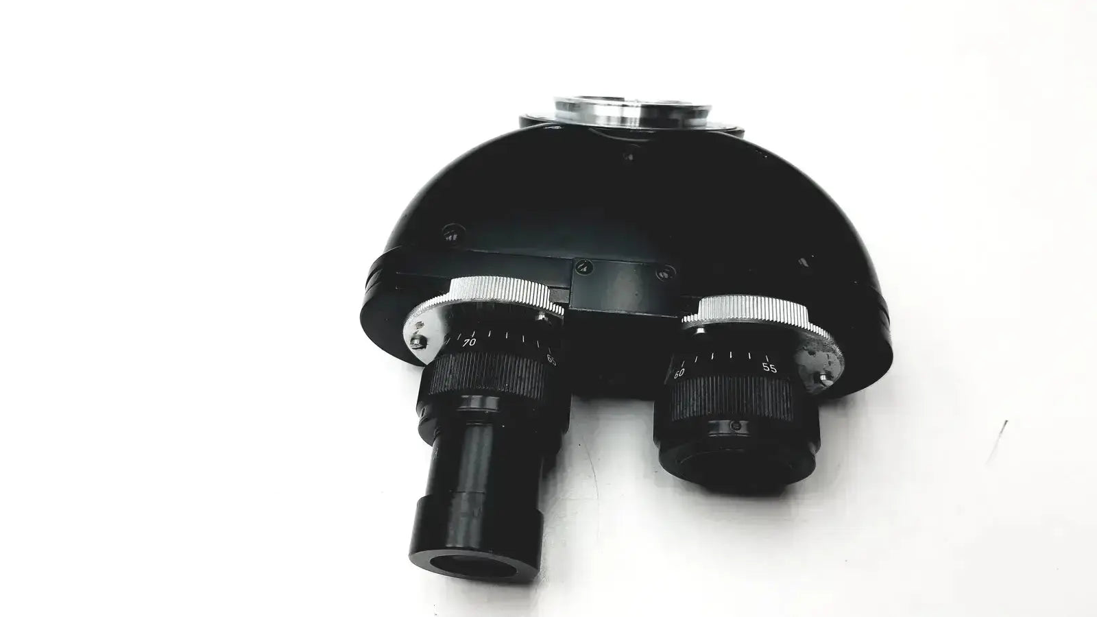 Black carl zeiss dual-lens stereo microscope with silver-ringed focus knobs for buy used medical equipment sale