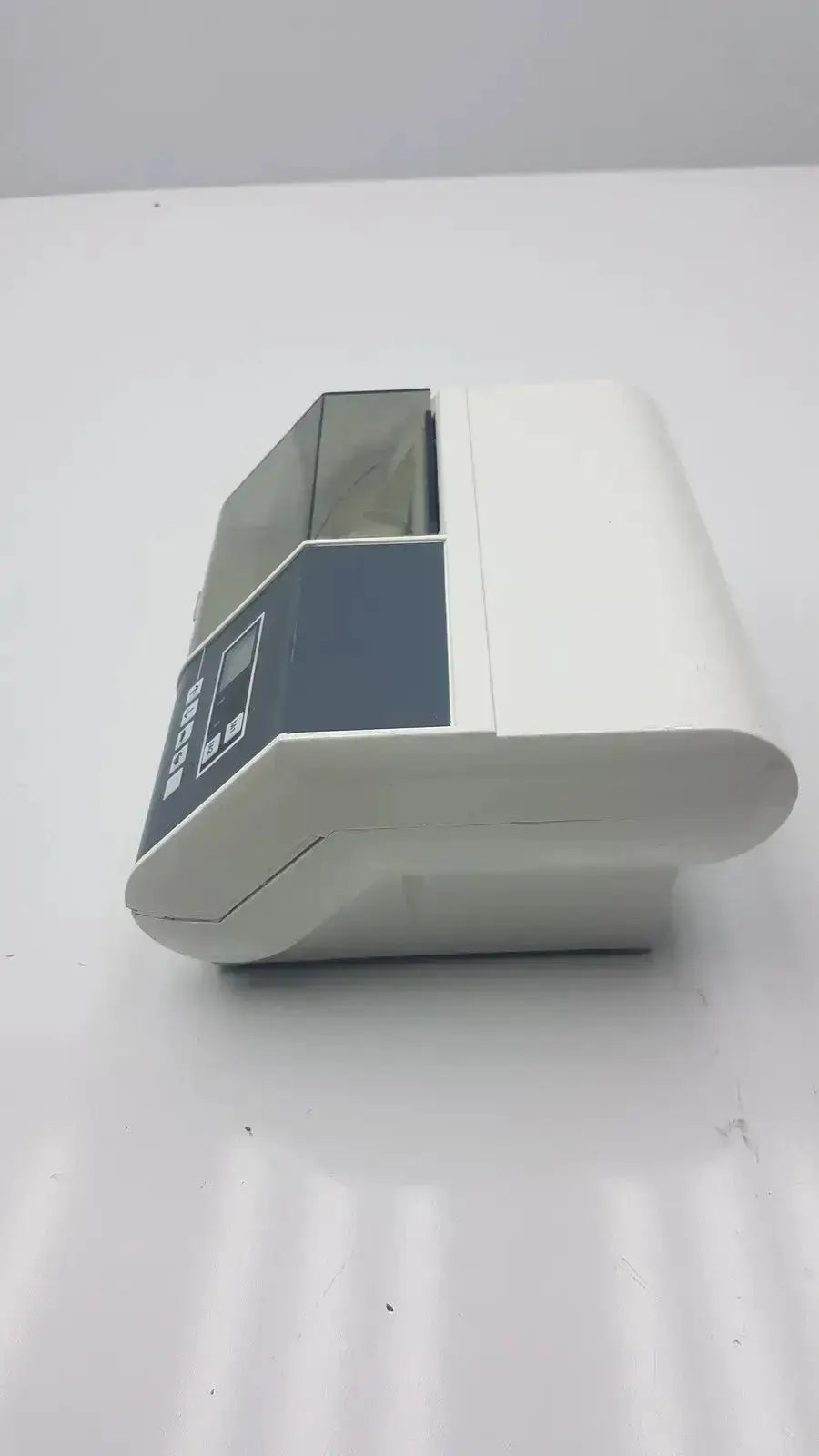 White and gray dentsply caulk promix 400 dental amalgamator with digital display panel for precise mixing g-cir-r4-12p